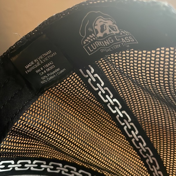 Lurking Class Snap-back - Picture 3 of 3